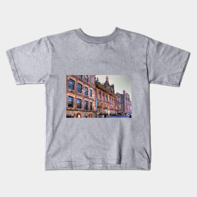 The Scotch Whisky Experience Kids T-Shirt by tomg